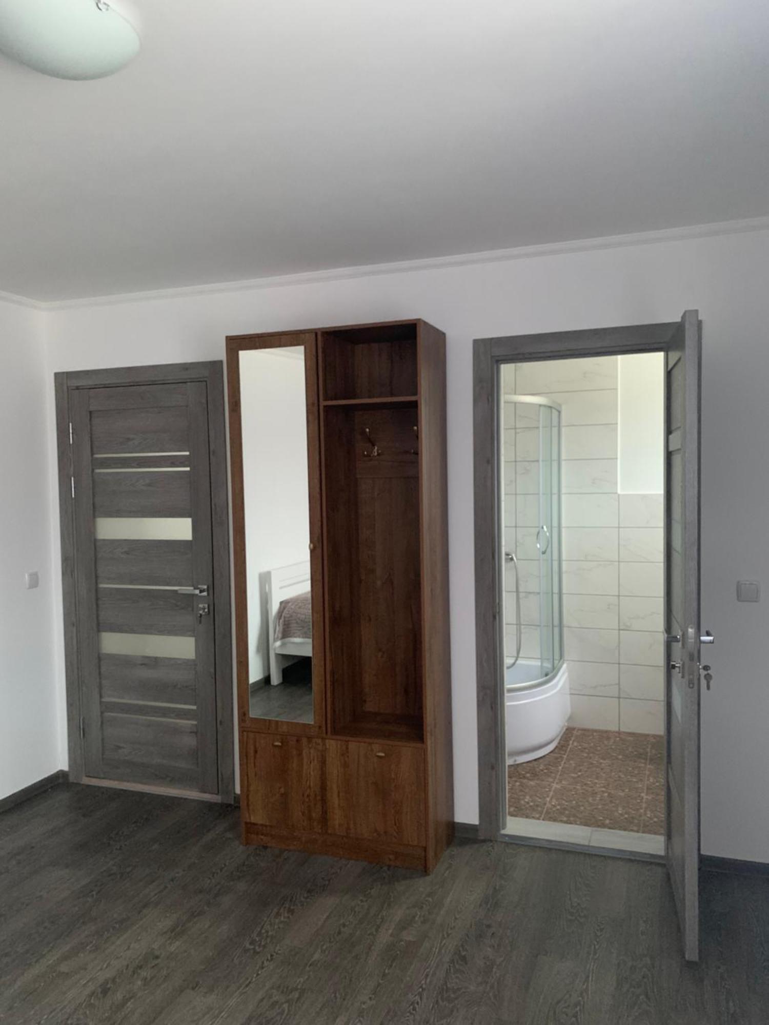 Hotel Серце Карпат à Yasinya Extérieur photo