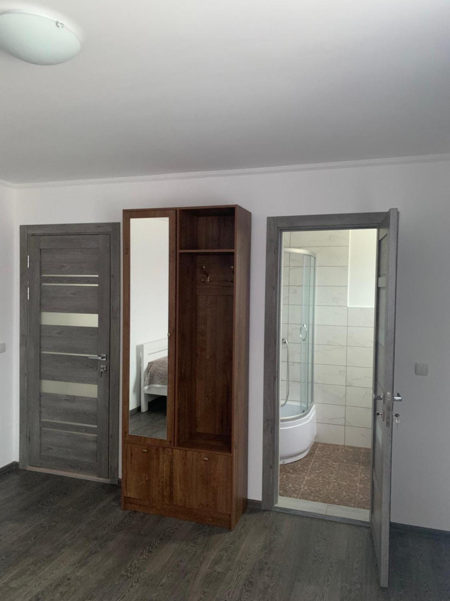 Hotel Серце Карпат à Yasinya Extérieur photo