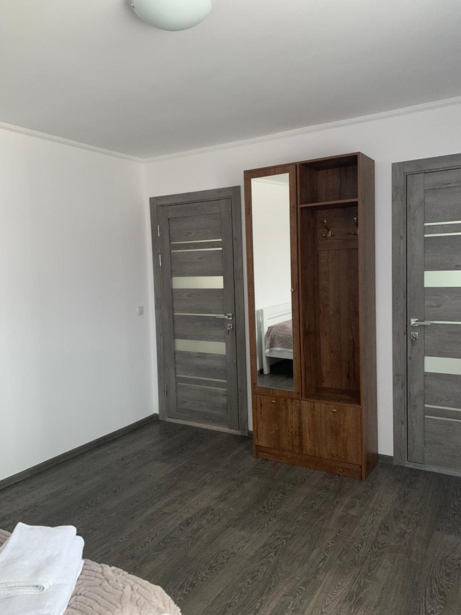 Hotel Серце Карпат à Yasinya Extérieur photo