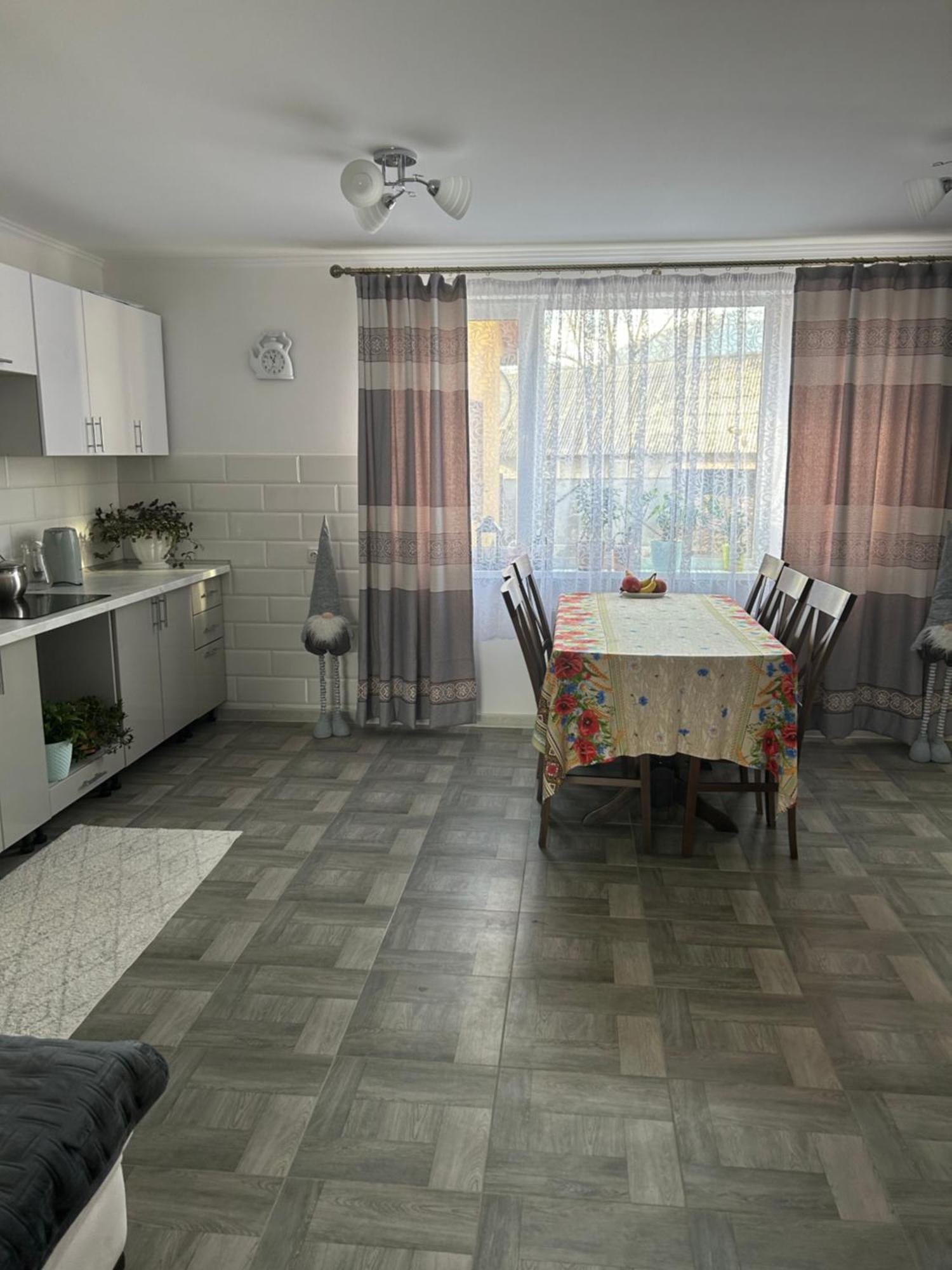 Hotel Серце Карпат à Yasinya Extérieur photo