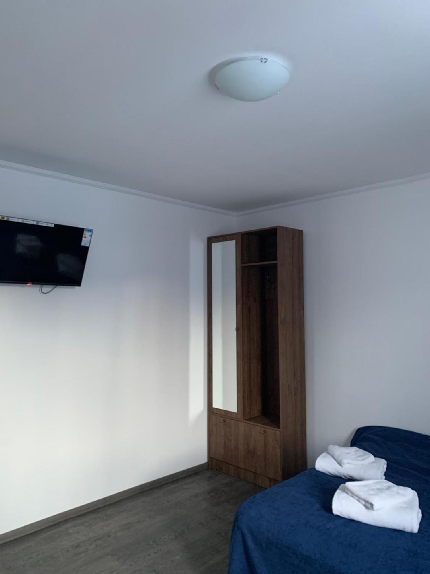 Hotel Серце Карпат à Yasinya Extérieur photo